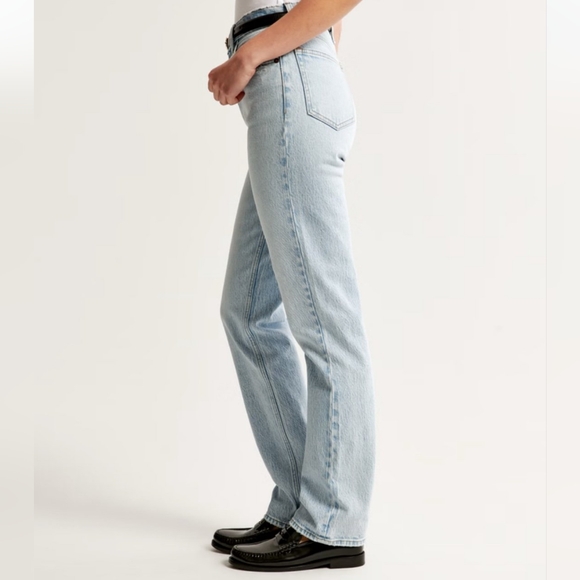 Abercombie & Fitch The 90s Straight, Ultra High Rise, Size 25 - Picture 2 of 8
